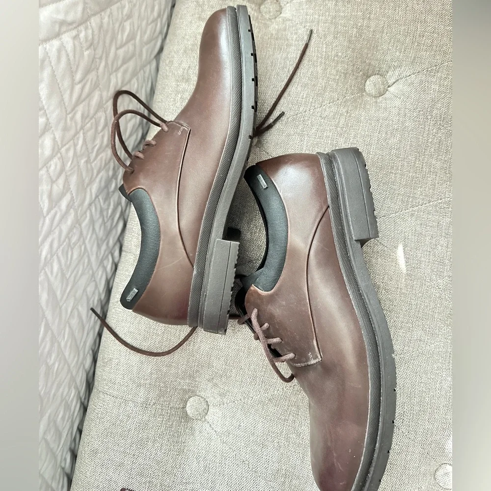 EUC Men’s Clarks Brown Dress Shoes - sz 9 - Picture 5 of 7